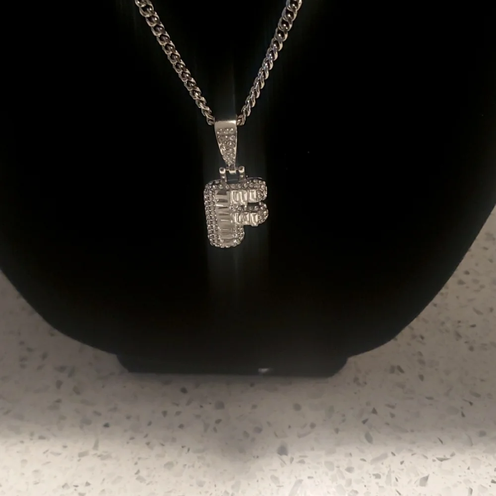 Necklace - Picture 1 of 3